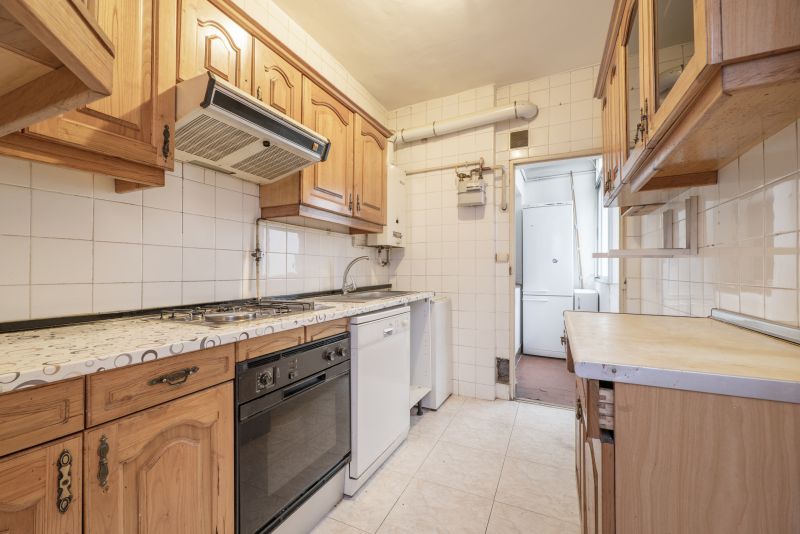 Kitchen Cupboard Replacement